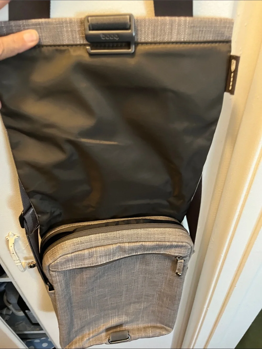 Booq Men's Gray Tech Messenger Bag with Adjustable Shoulder Strap